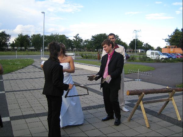 Hochzeitsparty von Cati & Christian (06-08-2005) - Picture 01 (»IMG_0678.jpg«)