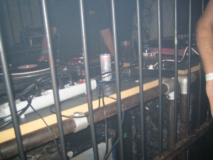 9Y BRB-Allstars Tour@Tresor (02-05-2009) - Picture 032 (»IMG_2371.jpg«)